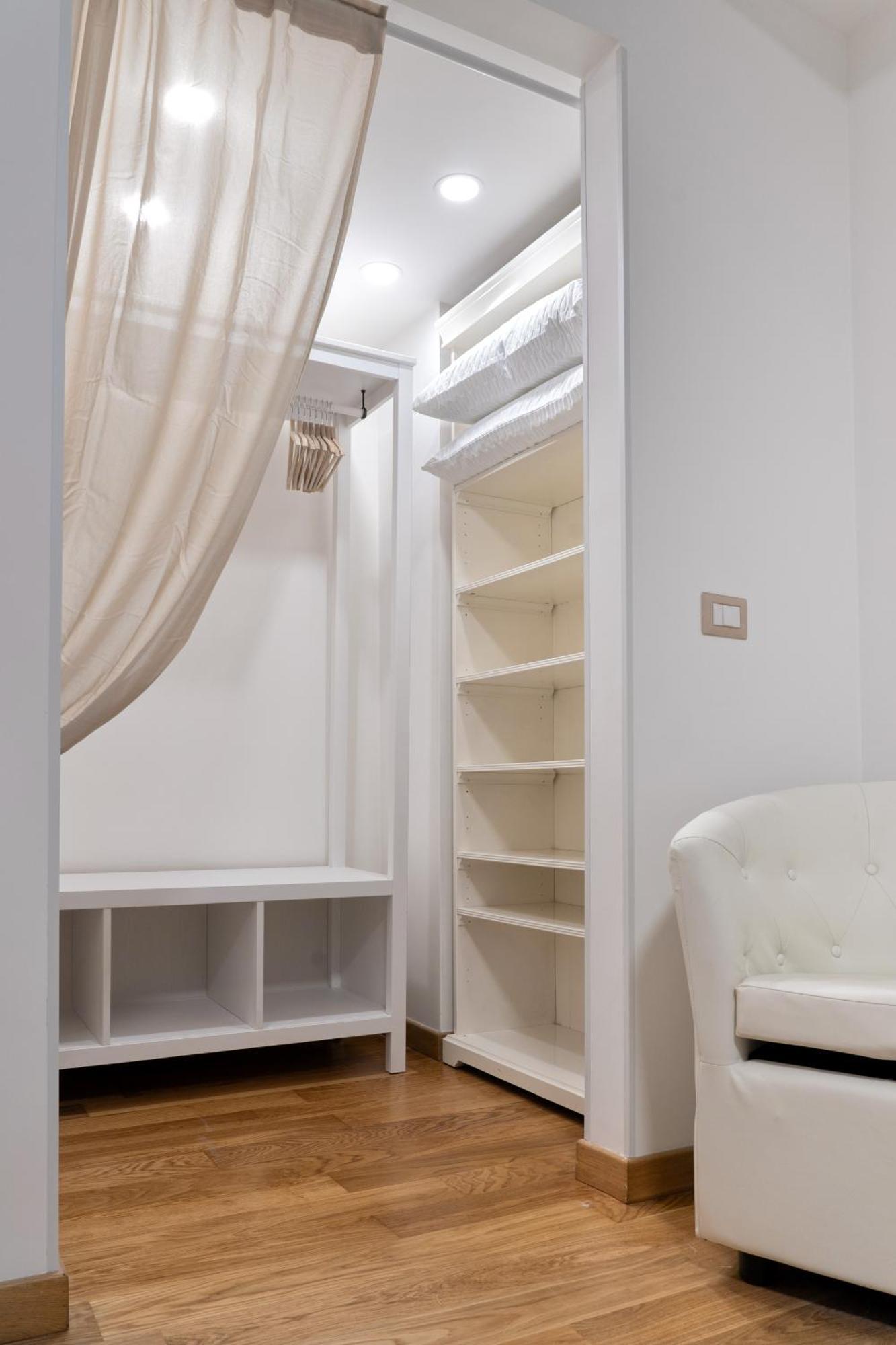 Your Place In * Roma