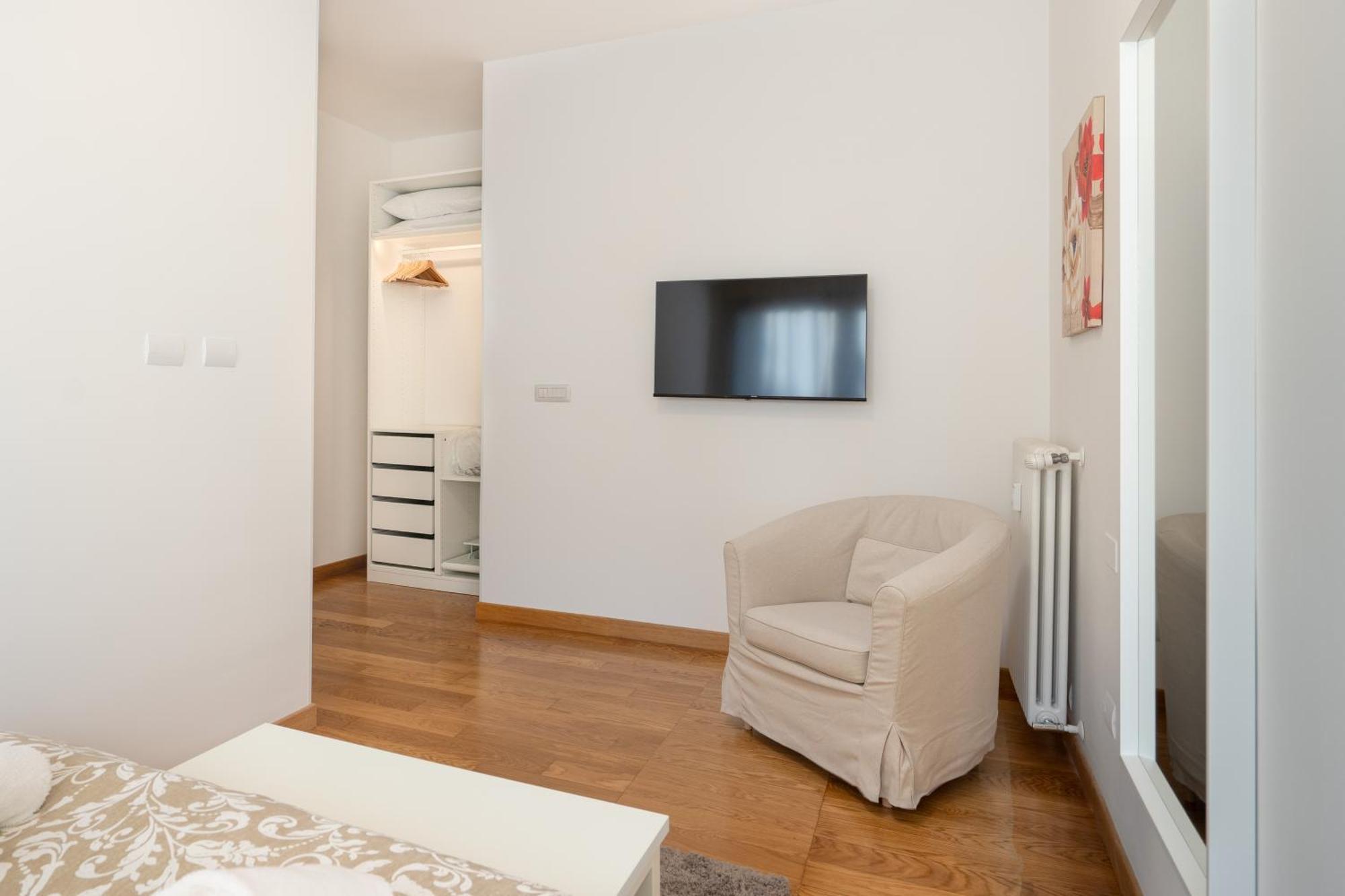 Your Place In * Roma